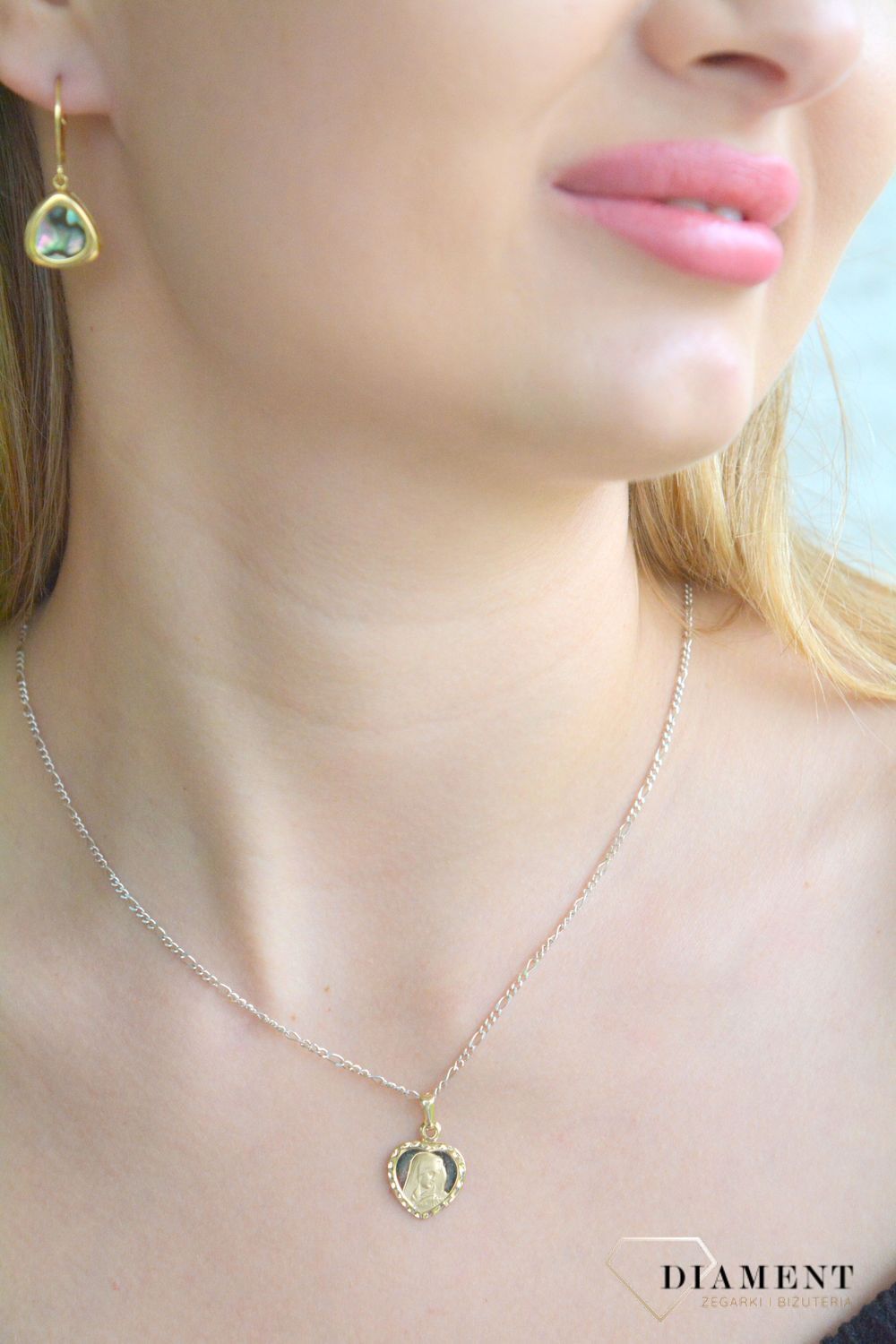 Złota zawieszka 585 medalik Serce Matka Boska ZA 7558.jpg